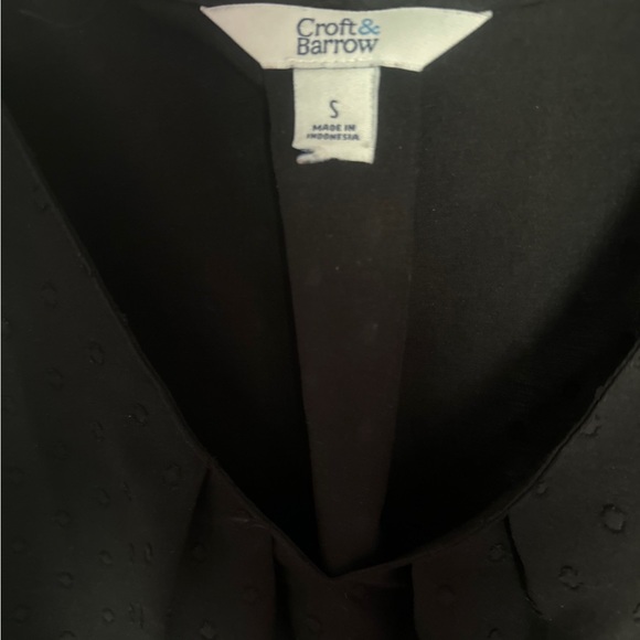 Black Craft and Barrow Blouse - Picture 2 of 5